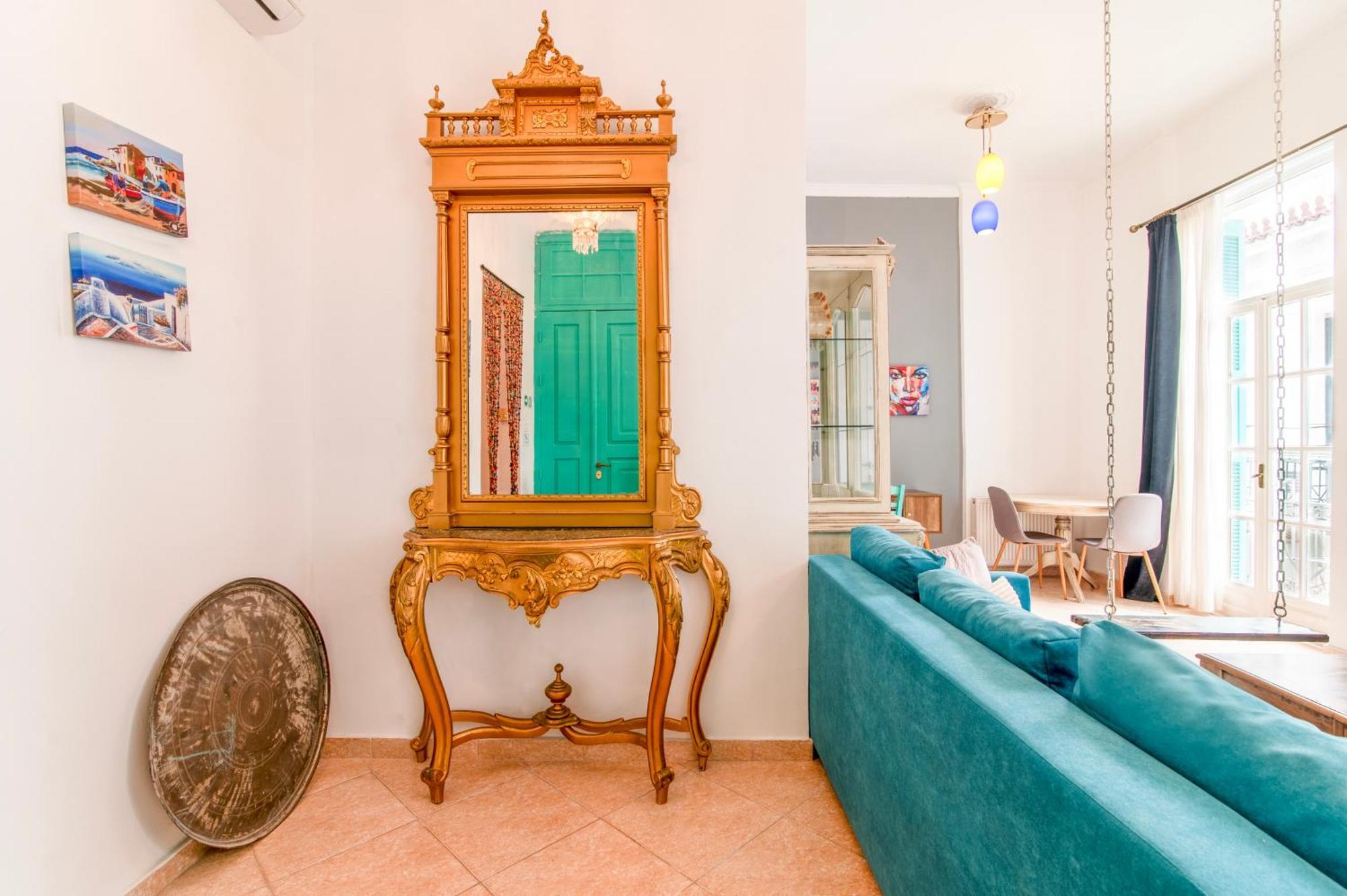 Neoclassical Loft In Monastiraki - Acropolis And Metro เอเธนส์ ภายนอก รูปภาพ